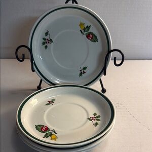Festive Holiday Dinner Plates Set